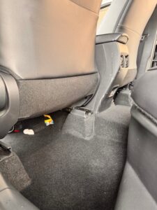 【山形市M様】カローラクロス　車内クリーニングのご依頼